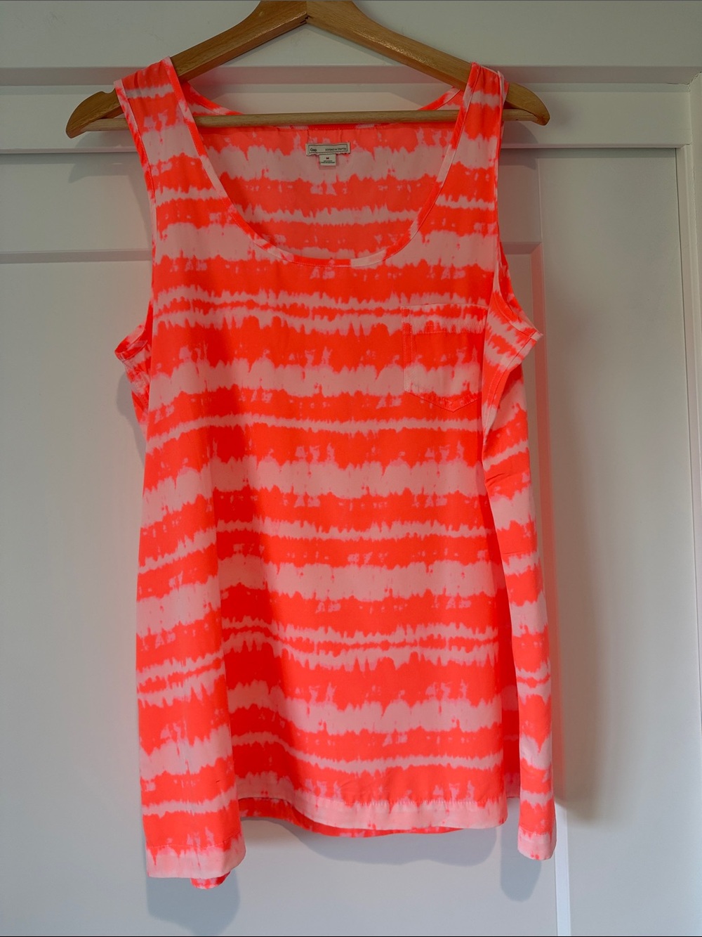 GAP Neon Coral and White Tie-Dye Stripe Tank